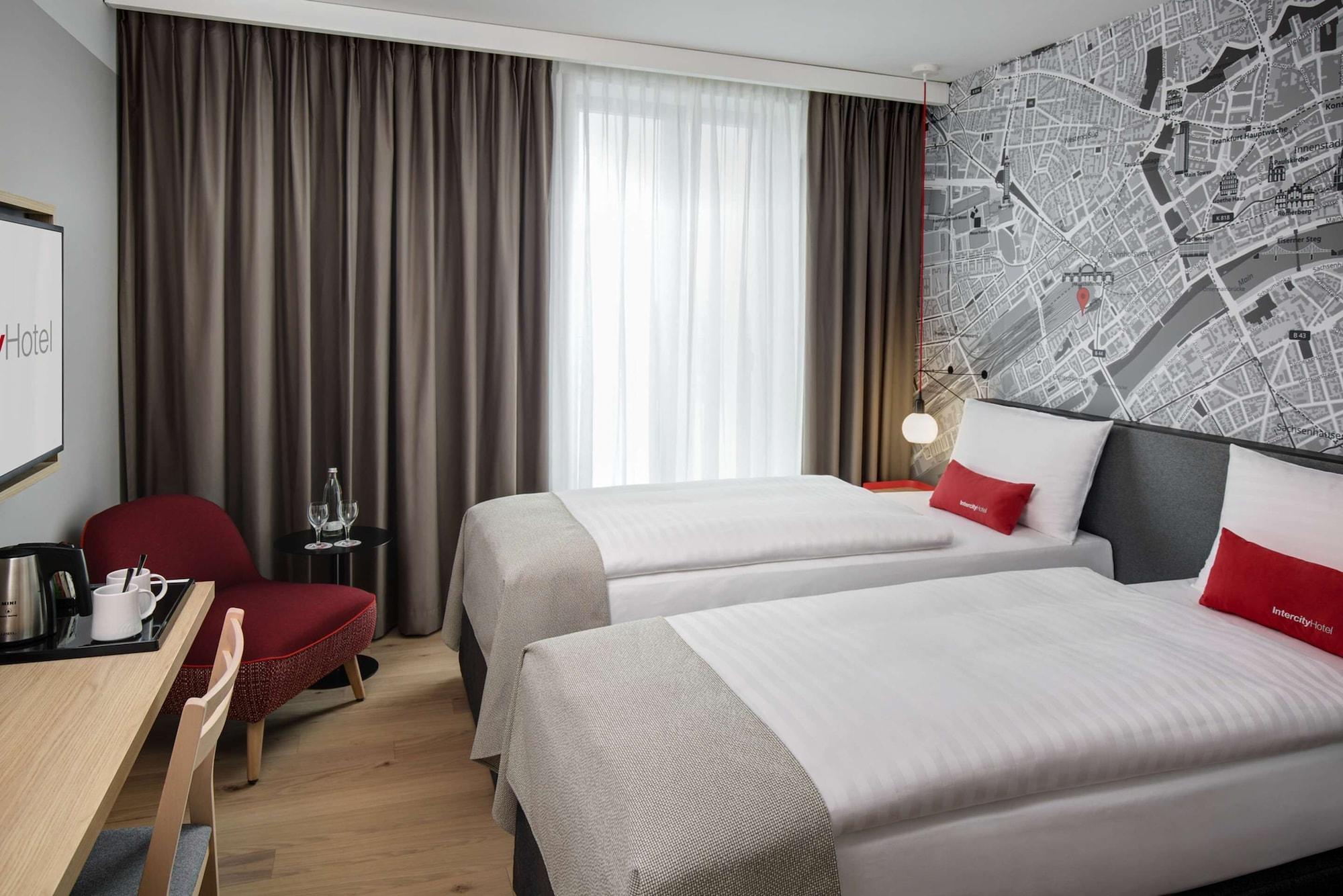 IntercityHotel Frankfurt Hauptbahnhof Süd Fráncfort del Meno Exterior foto
