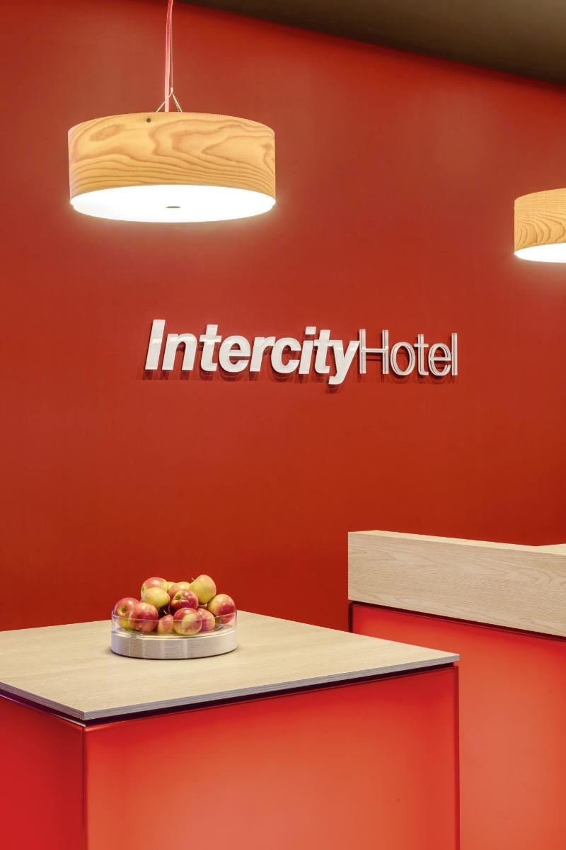 IntercityHotel Frankfurt Hauptbahnhof Süd Fráncfort del Meno Exterior foto