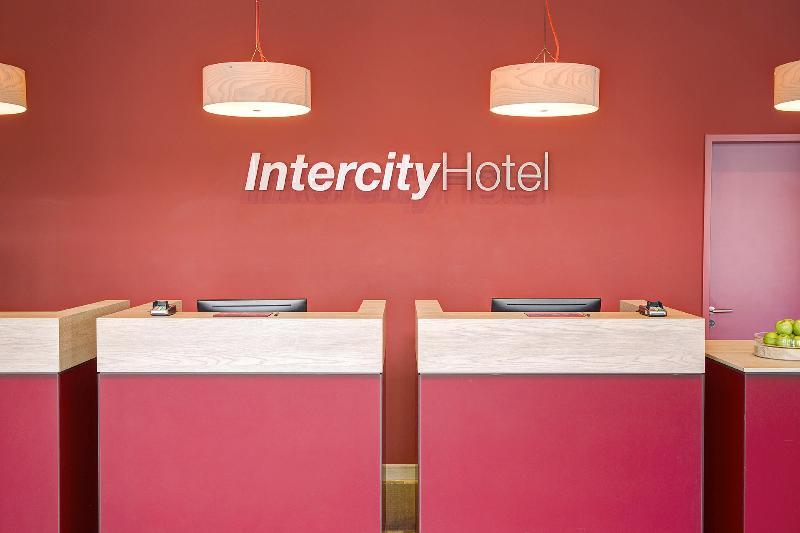 IntercityHotel Frankfurt Hauptbahnhof Süd Fráncfort del Meno Exterior foto